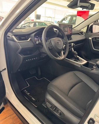 Toyota RAV4 cena 209900 przebieg: 10, rok produkcji 2023 z Gołdap małe 352